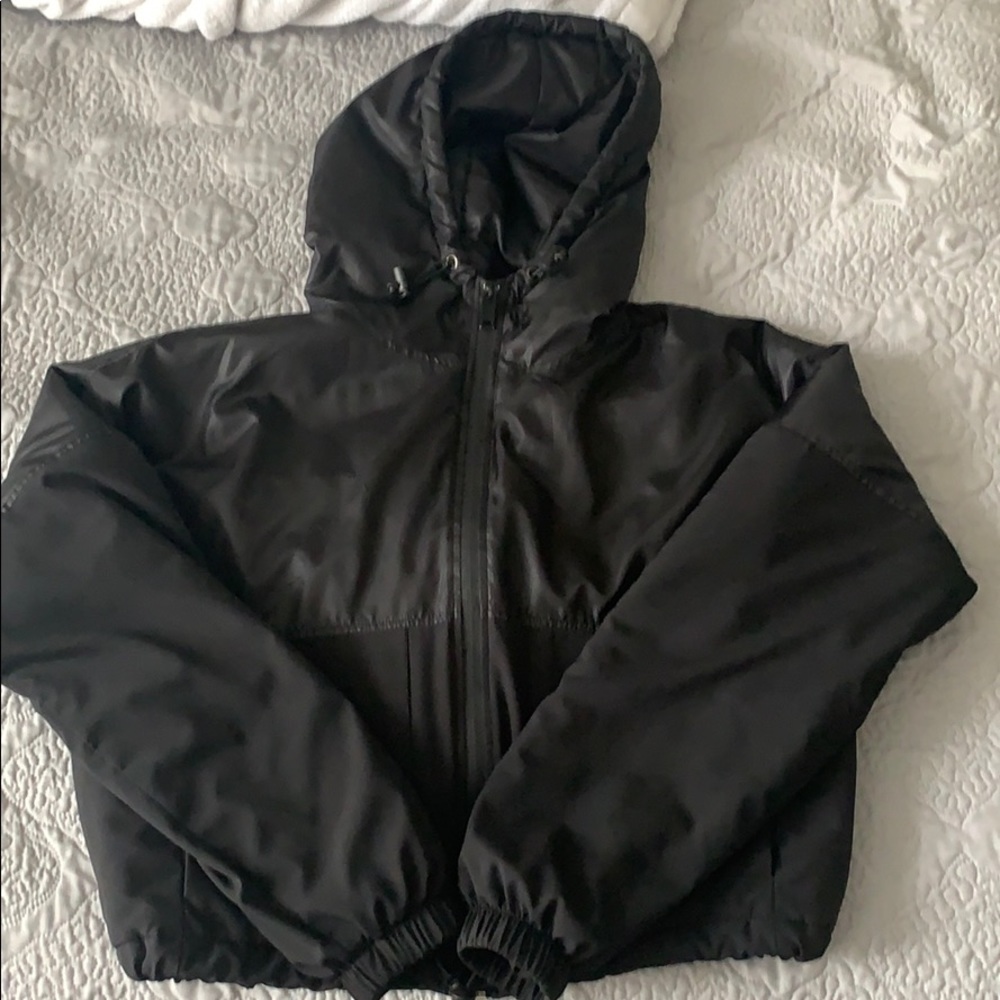 Forever 21 cropped Puffy Jacket